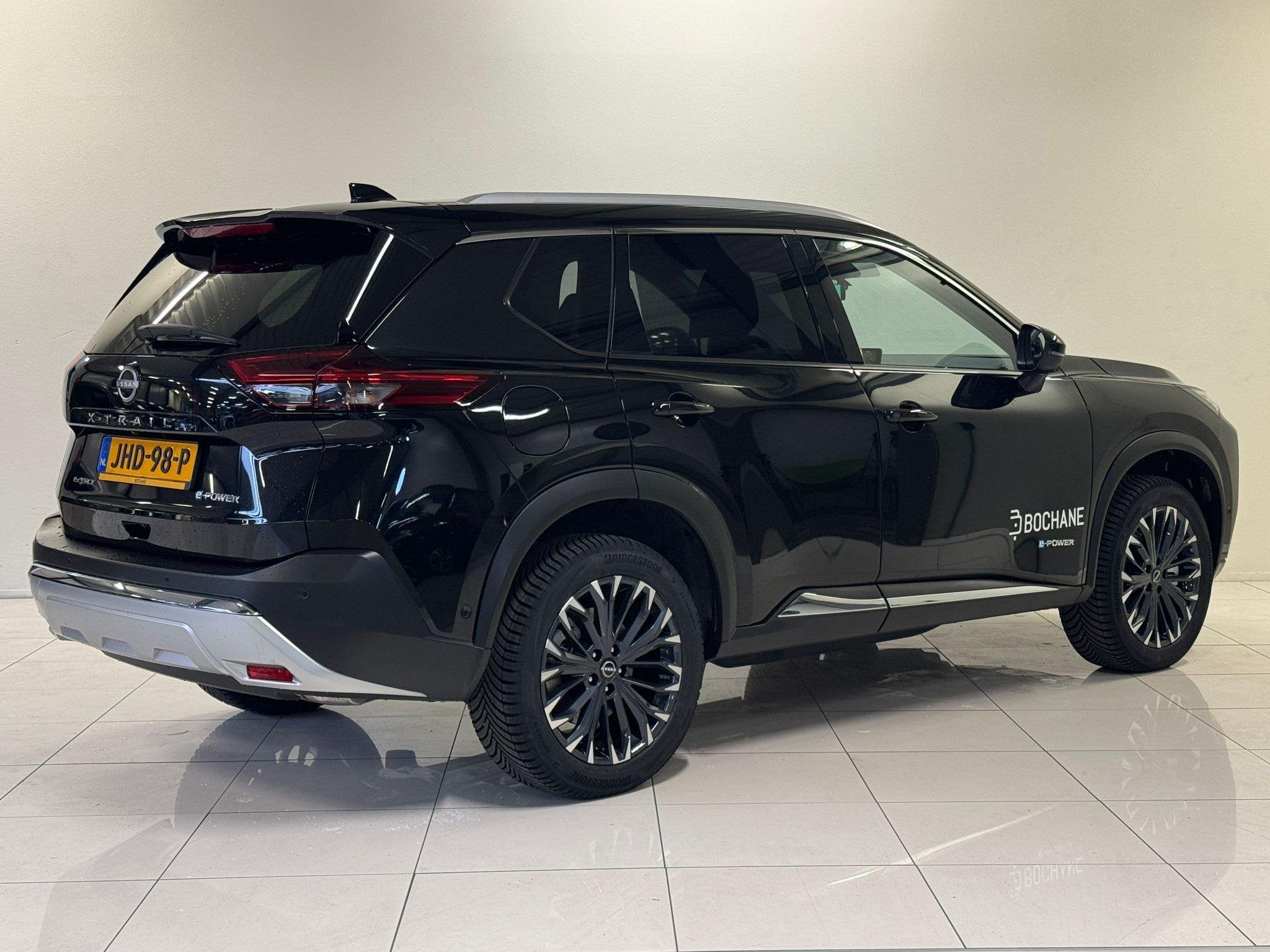 Nissan X-Trail 1.5 e-4orce Tekna Plus 4WD | BOSE Audio | Pan, Auto's, Automaat, 1497 cc, 1800 kg, Zwart