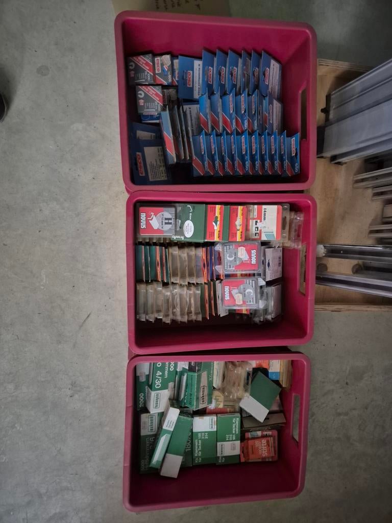 Nietjes voor diverse nietapparaten, Ophalen of Verzenden