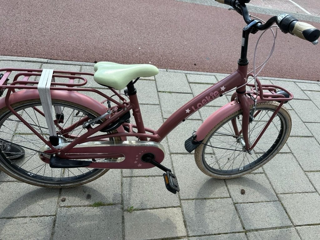 4 verschillende meisjes fietsen, Fietsen en Brommers, Fietsen | Meisjes, Ophalen, Terugtraprem, Gebruikt, Versnellingen