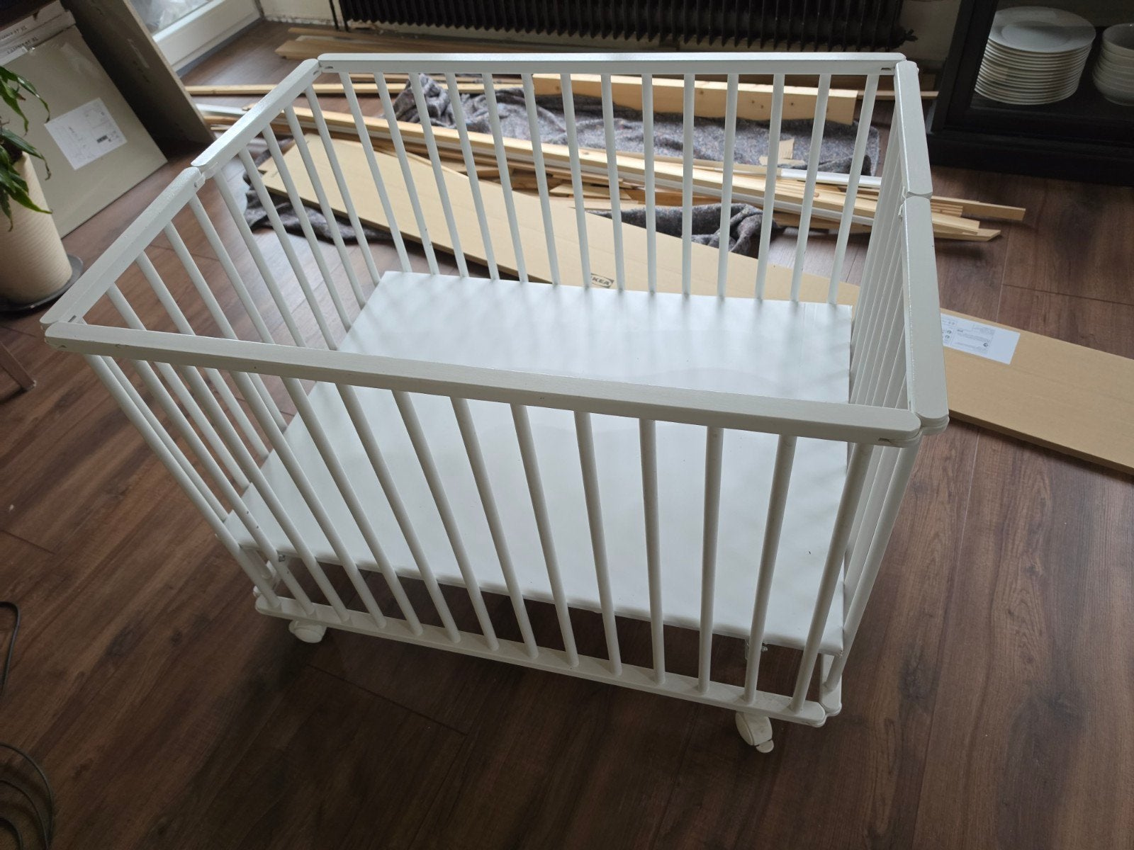 gratis box wit inklapbaar, Kinderen en Baby's, Ophalen, Gebruikt