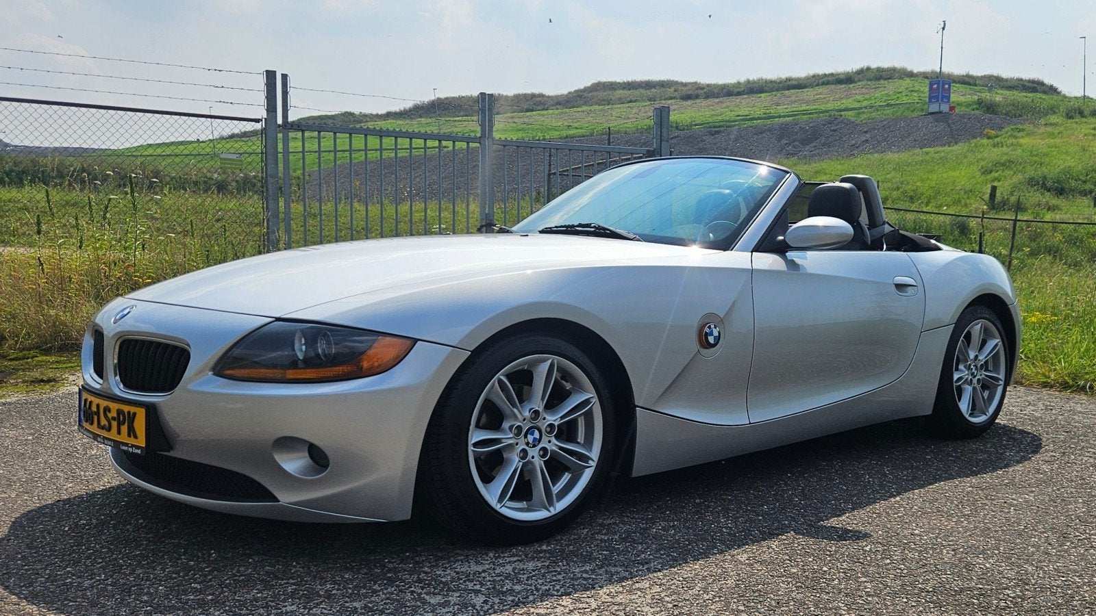 BMW Z4 2.5 I Roadster 2003 Grijs, Auto's, BMW, Achterwielaandrijving, Cabriolet, Bedrijf, Handgeschakeld