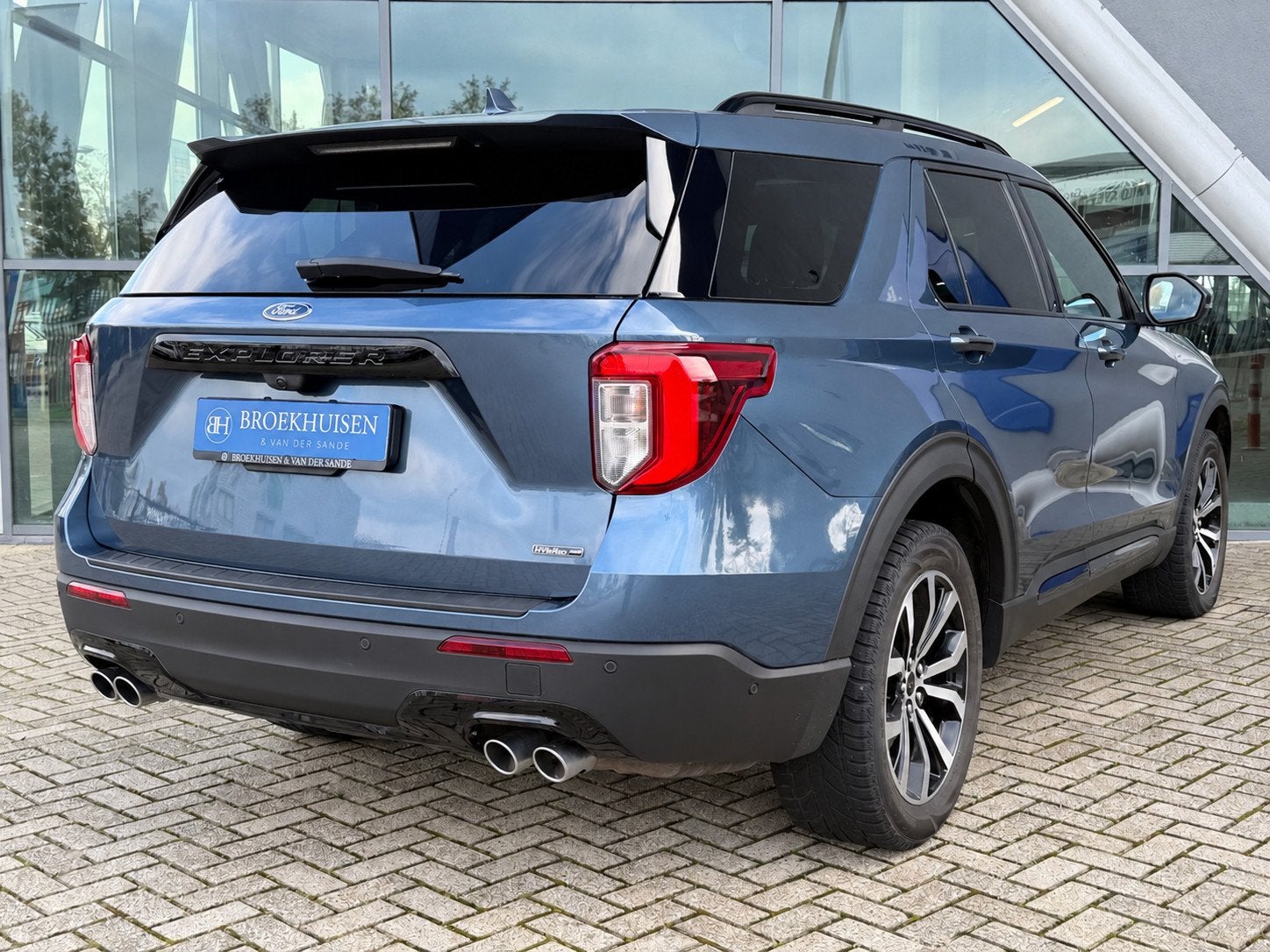 Ford Explorer 3.0 V6 EcoBoost 7 Pers. PHEV ST-Line 457pk Pan, Auto's, Automaat, Dealer onderhouden, Gebruikt, Zwart