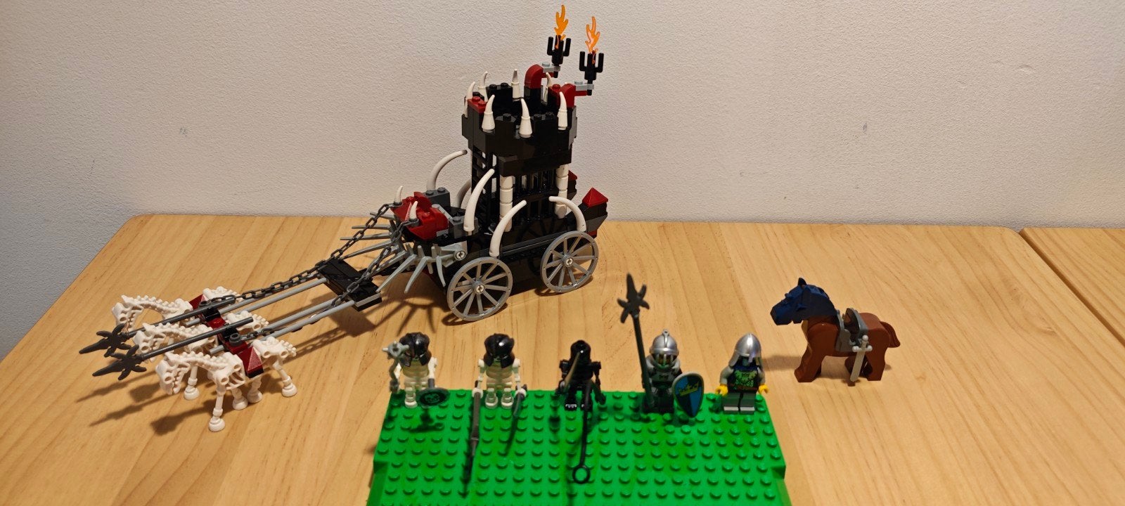 Lego Castle Set 7092 - Skeletten Koets - Nieuwstaat, Ophalen of Verzenden, Zo goed als nieuw, Lego