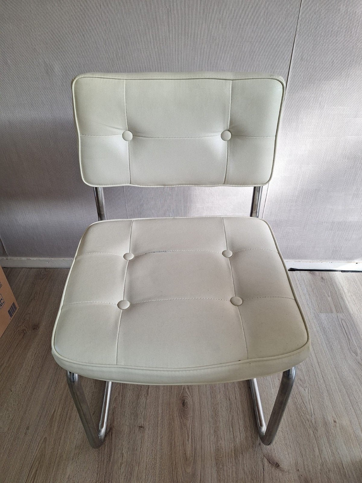 4x Witte eetkamerstoelen - Zo goed als nieuw, Huis en Inrichting, Ophalen