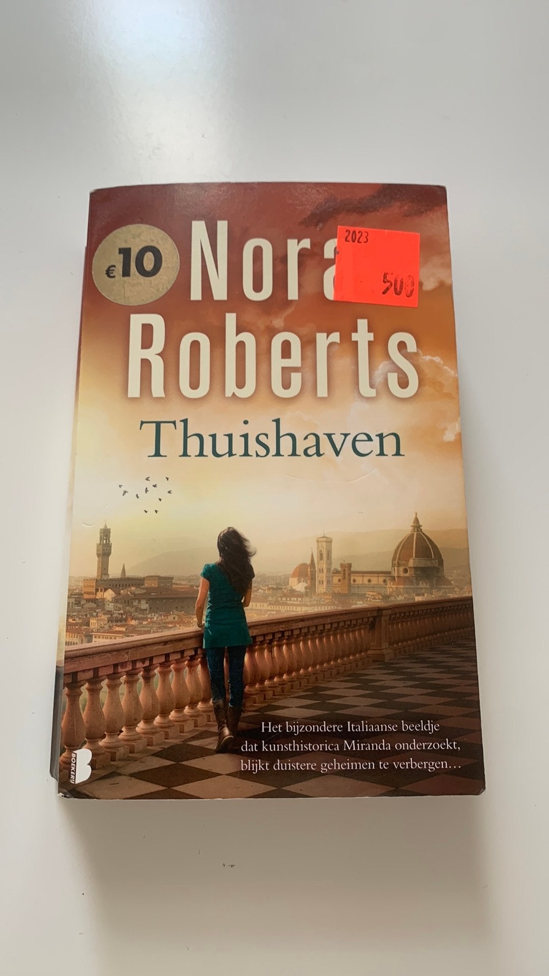 Nora Roberts - Thuishaven, Ophalen of Verzenden, Zo goed als nieuw, Nora Roberts