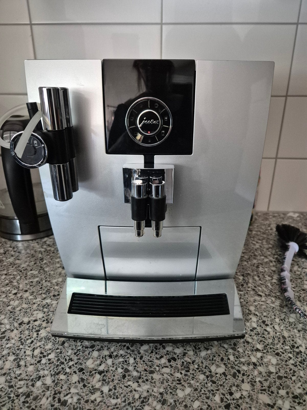 jura J9.2, Ophalen, Gebruikt, 10 kopjes of meer, Koffiemachine