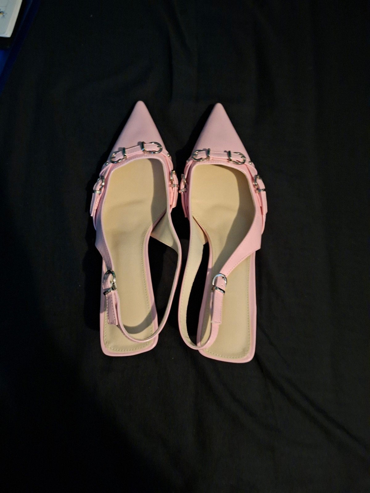Roze slingback pumps met gespen - Maat 43, Kleding | Dames, Ophalen, Nieuw, Roze, Pumps