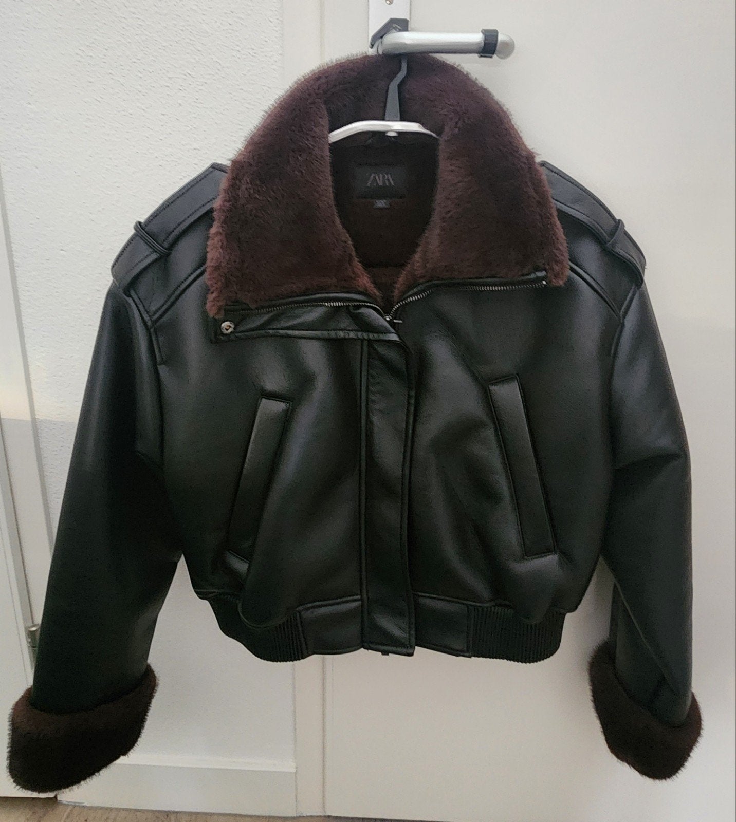 Bomberjas, kleur zwart bruin, maat m, merk zara, Maat 38/40 (M), Ophalen of Verzenden, Zo goed als nieuw, Zara