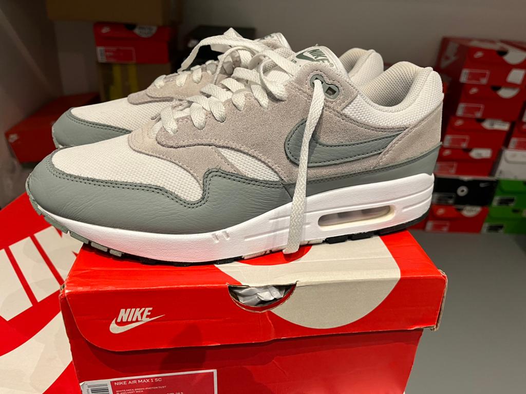 Nike Air Max 1 maat 44.5, Kleding | Heren, Schoenen, Ophalen of Verzenden, Zo goed als nieuw
