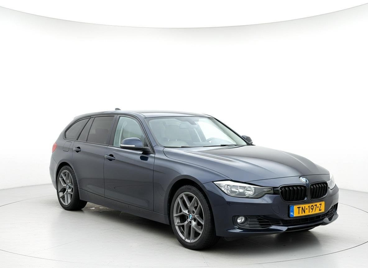 BMW 3-serie Touring 330d LEER - NAVIPRO - CRUISE - STOELVERW, Auto's, Automaat, Euro 5, Beige, 2993 cc