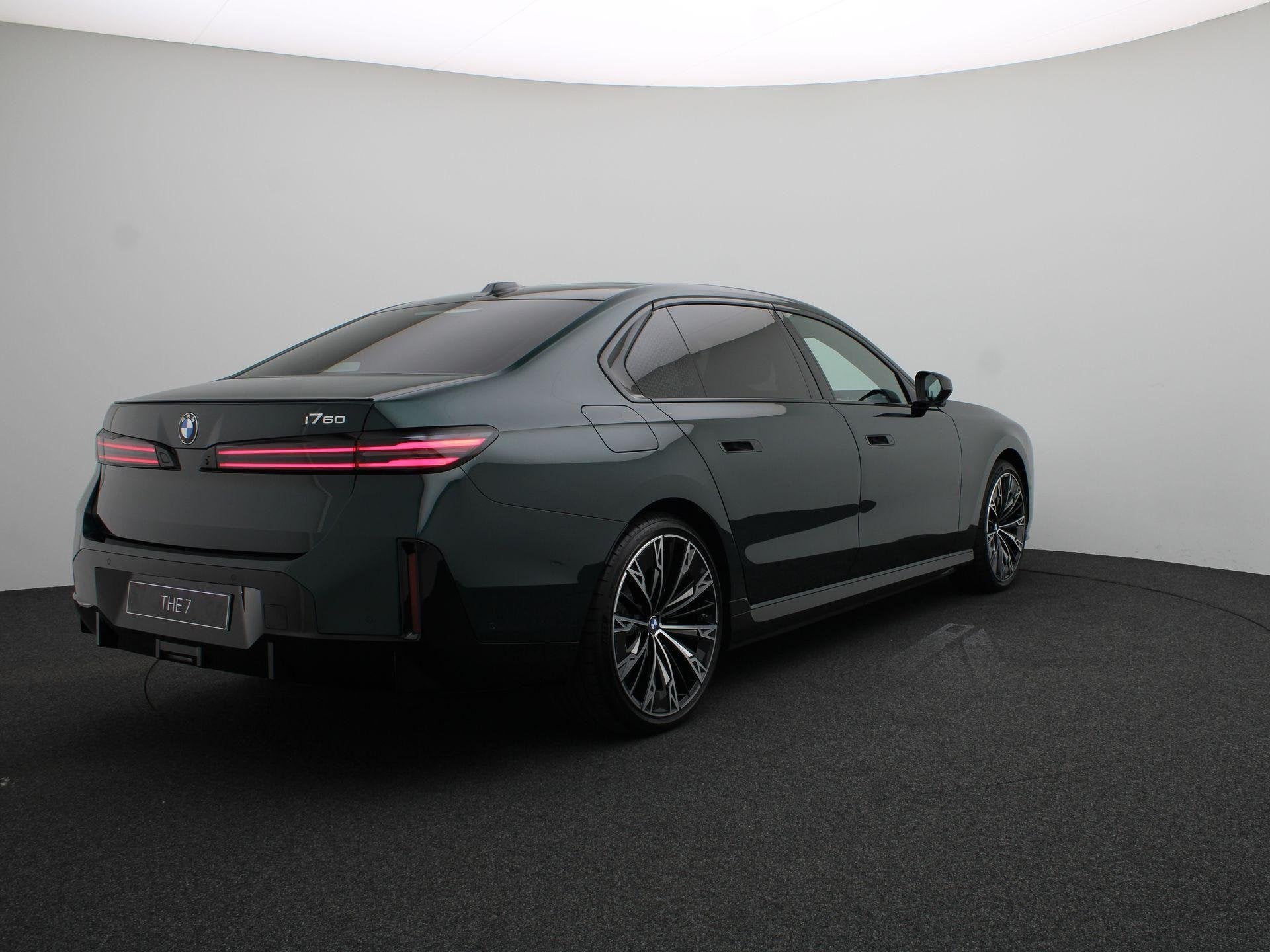 BMW i7 xDrive60 M Sportpakket Pro | Executive Lounge | Execu, 2670 kg, 727 km, Sedan, Te koop