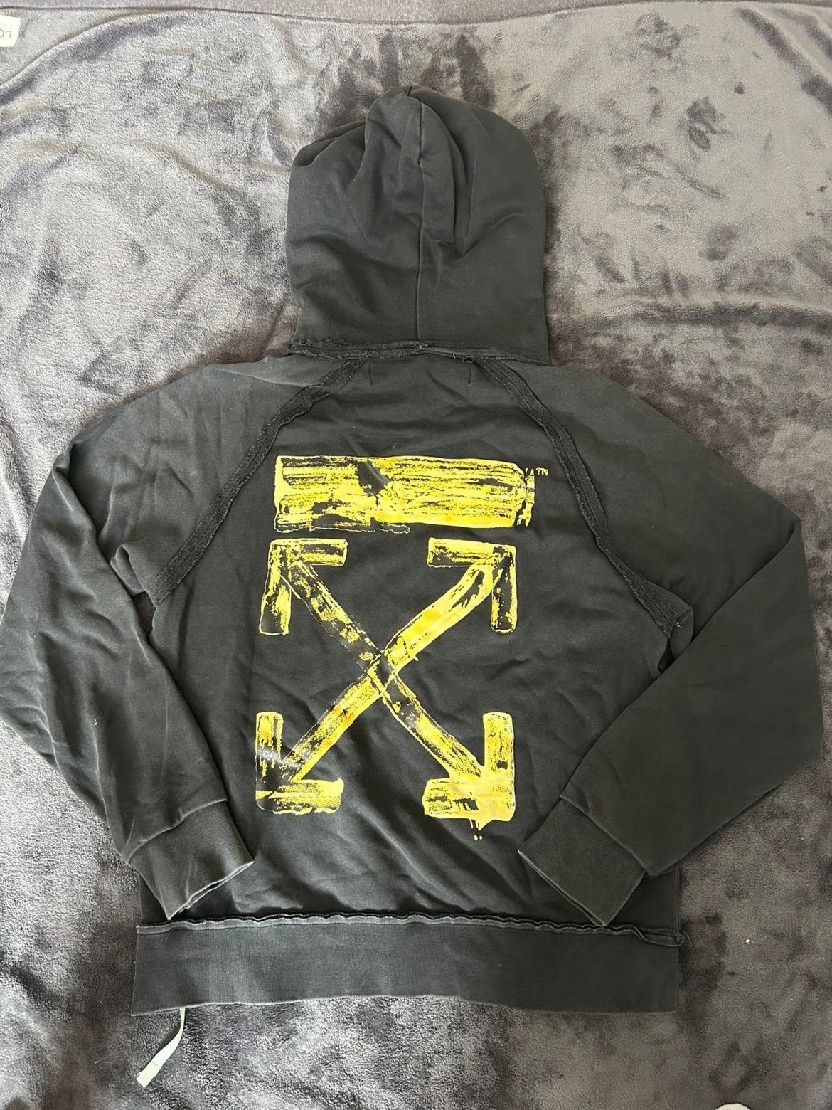 Off-White Acrylic Arrow Black Hoodie, Ophalen of Verzenden, Zo goed als nieuw, Maat 48/50 (M), Zwart