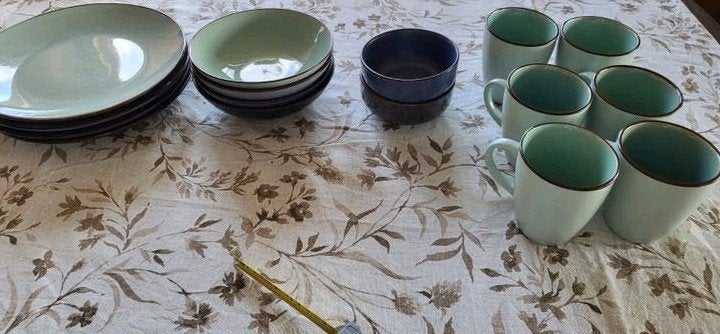 Servies set - diverse kleuren, Huis en Inrichting, Ophalen, Keramiek