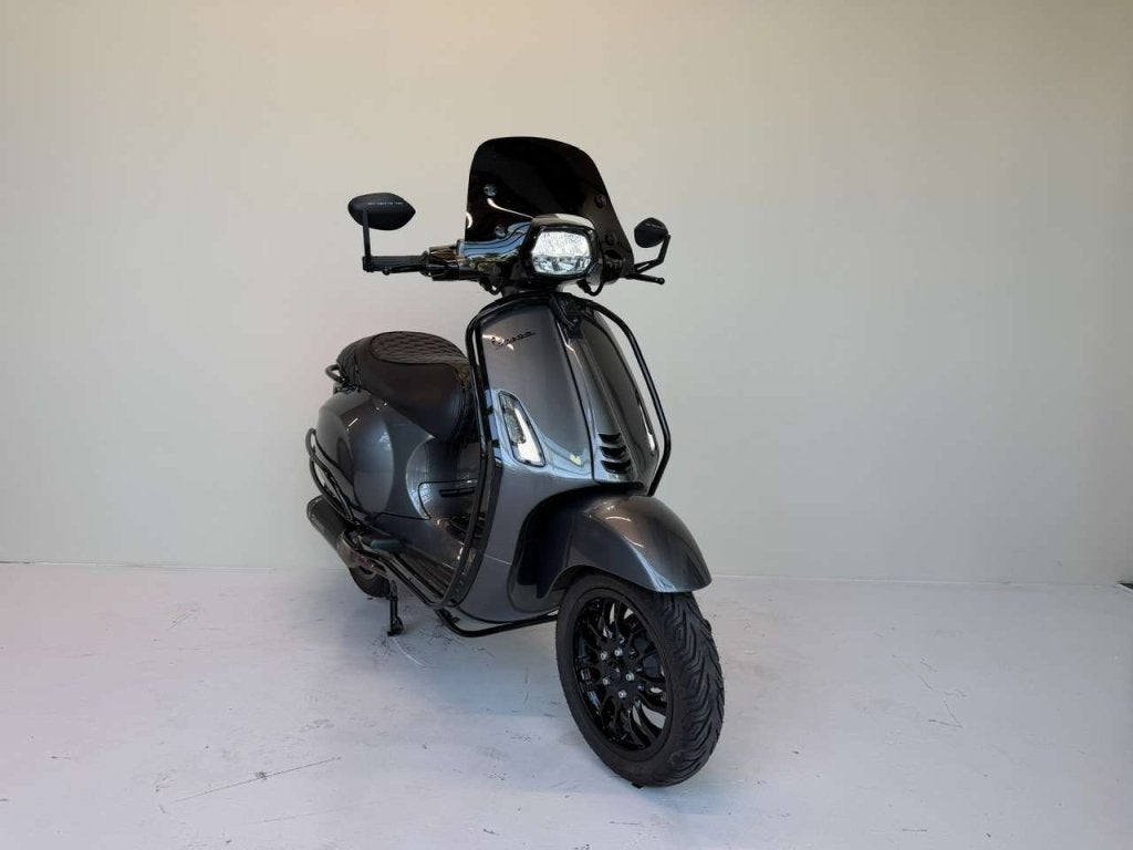 Vespa Sprint Brom 45 km/h, BWJ 2021, Agaat Grijs