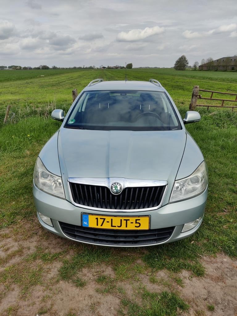 Skoda Octavia 1.2 TSI Combi 2010 Groen, Auto's, Skoda, Particulier, Octavia, ABS, Airbags, Airconditioning, Automatische klimaatregeling