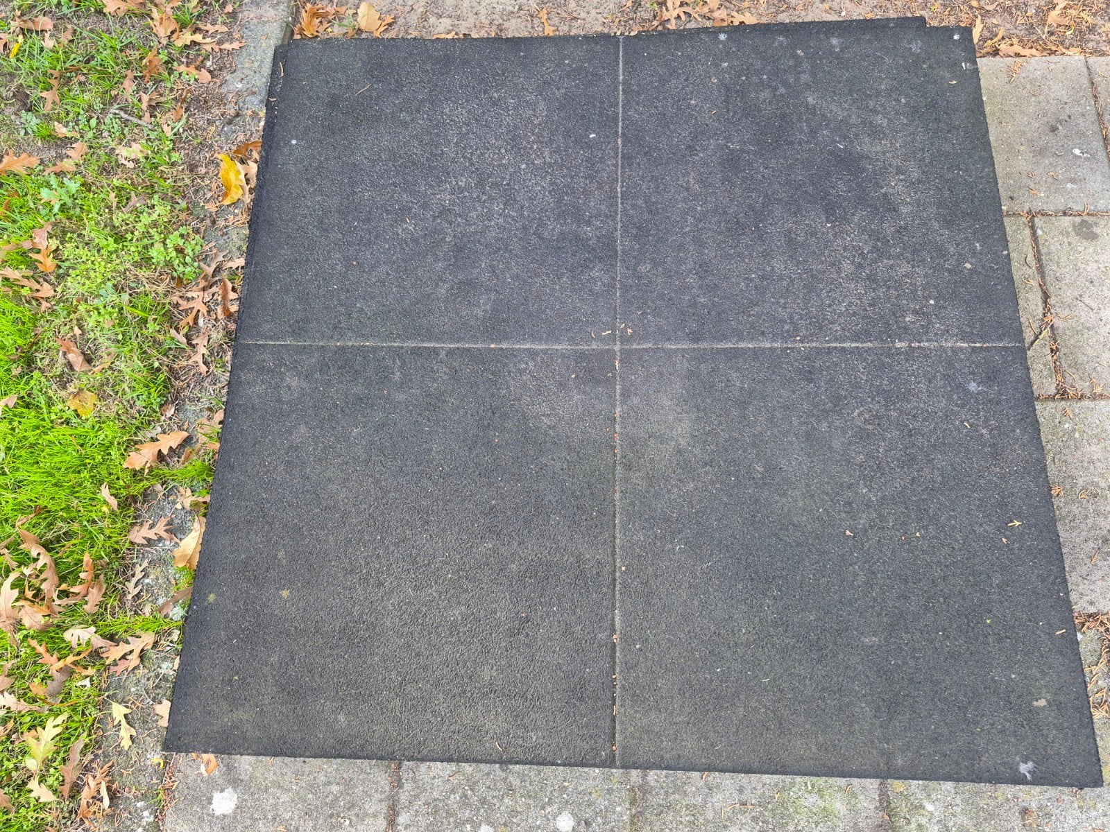 Grote veilige speelmatten voor onder een speeltoestel, Kinderen en Baby's, Ophalen, Gebruikt, Klimtouw