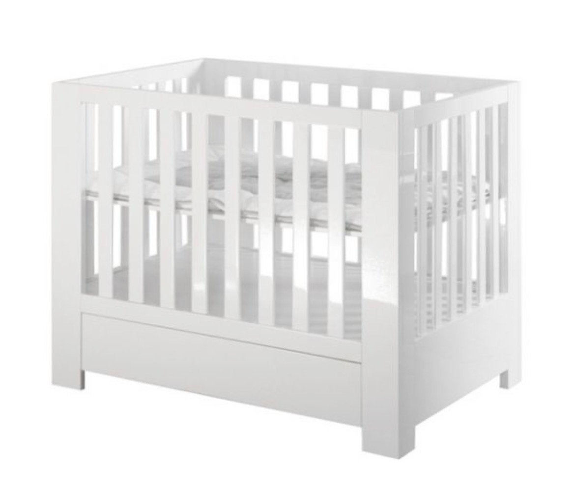 Kidsmill Alaska II box met lade en matras (mat wit), Kinderen en Baby's, Boxen, Ophalen, Gebruikt, Vierkant, Lade