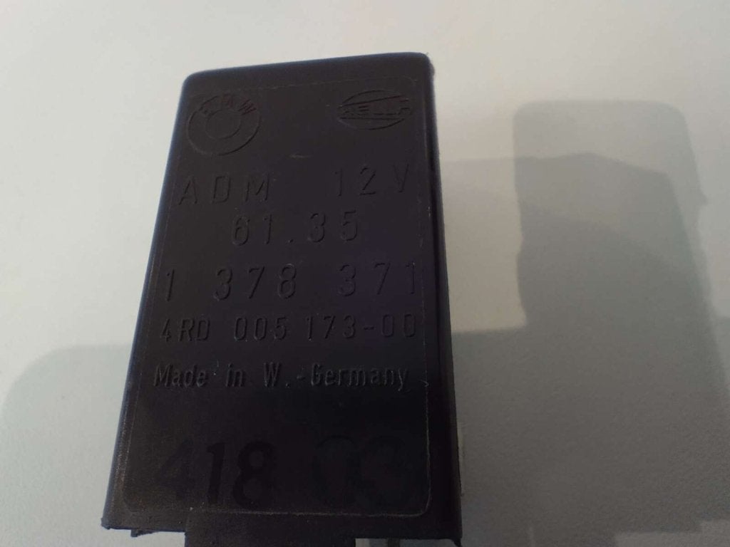 BMW E31 . E32 ,E34 relais ruitenwisser bediening NIEUW, Niet ingevuld, Niet ingevuld, Nieuw, Ophalen of Verzenden