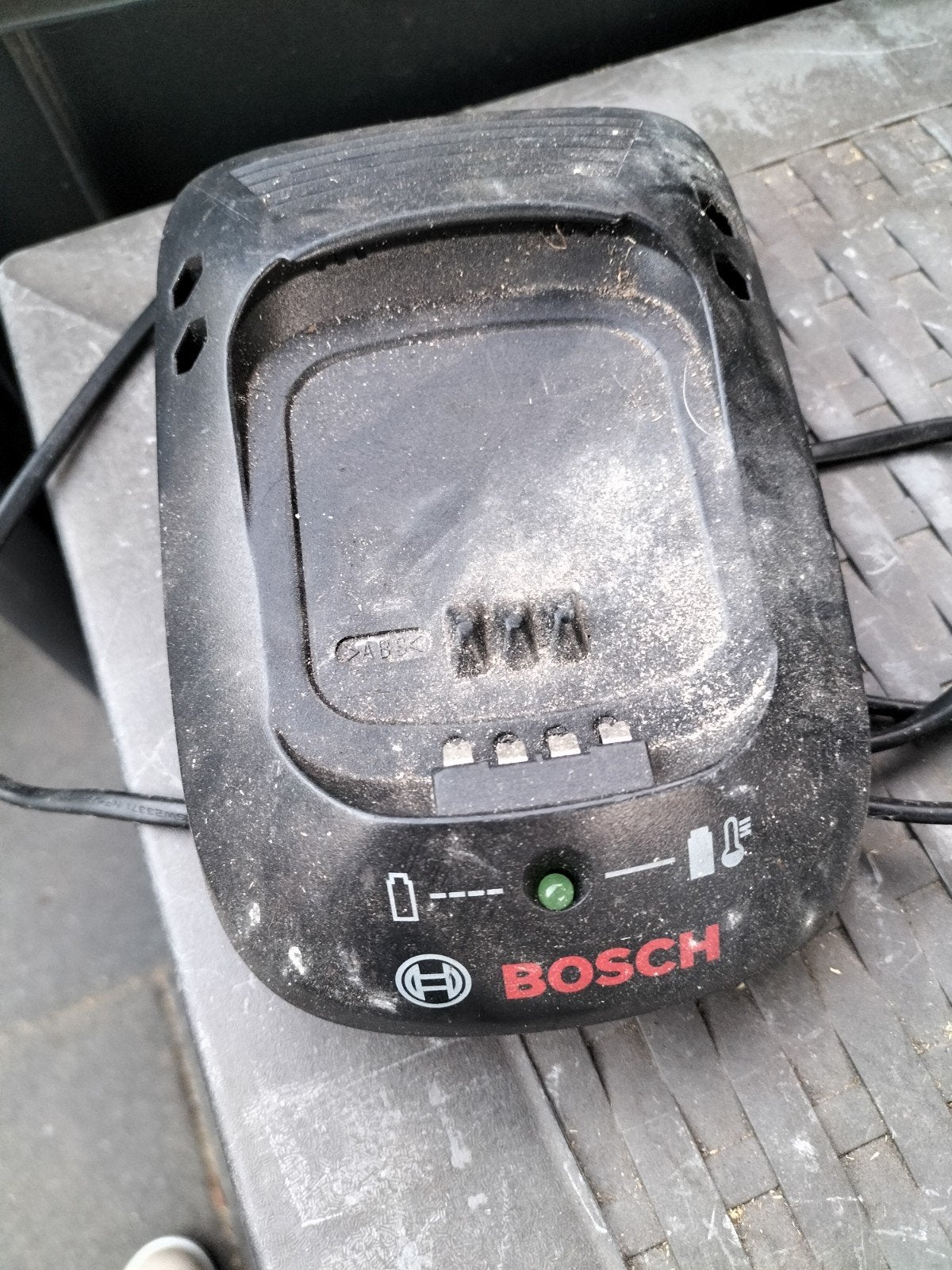 Accu + oplader Bosch 14,4 V, 1,3 Ah 18, Ophalen of Verzenden