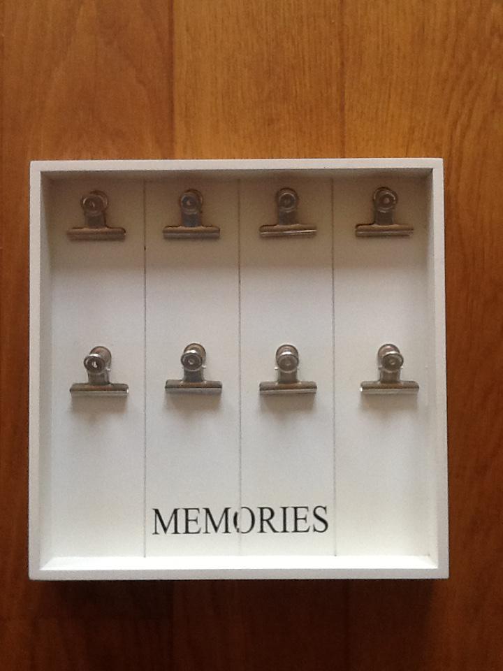 Nieuw bord met knijpertjes. Memories. Riviera maison stijl., Ophalen of Verzenden, Nieuw, Overige typen