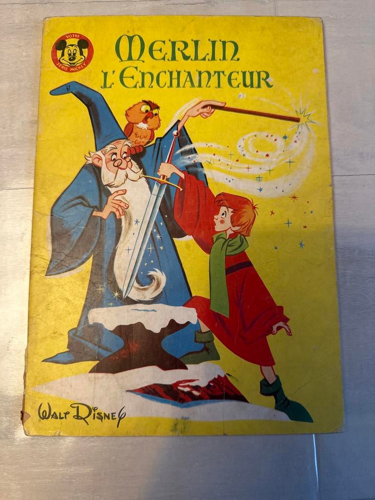 Merlijn de Tovenaar - Merlin L’Enchanteur . Frans 1964, Eén stripboek, Ophalen of Verzenden, Gelezen