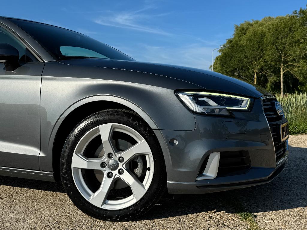 Foto 17 van Audi A3 • 35TFSI • AUT • ACC • Leder • Carplay