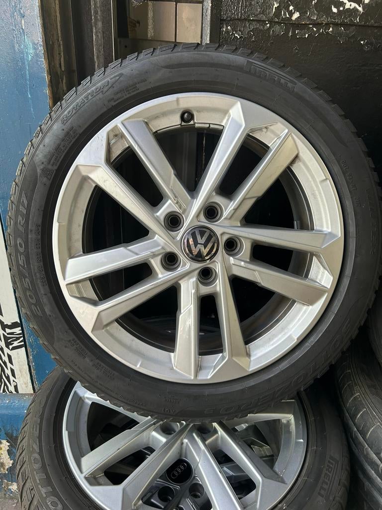 Originele nette nieuwe model Audi A3 velgen 17 inch, Auto-onderdelen, Ophalen, Velg(en), 17 inch, Zomerbanden