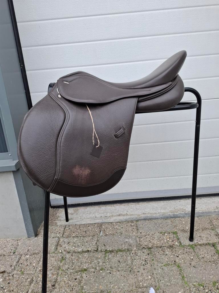 (Sale)!!! Tekna letek vzh springzadel 17.5, Ophalen of Verzenden, Springen, Zo goed als nieuw