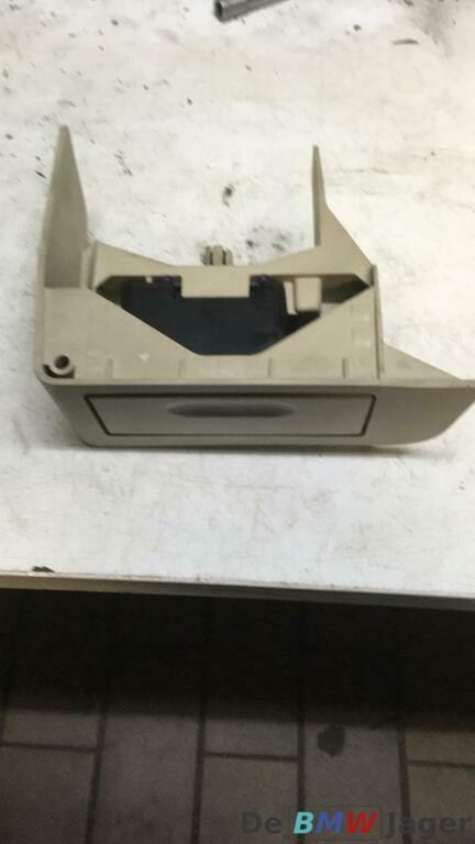 Asbak rechtsachter beige BMW 5 serie E60 E61 LCI 51426984704, Gebruikt, Ophalen of Verzenden, BMW
