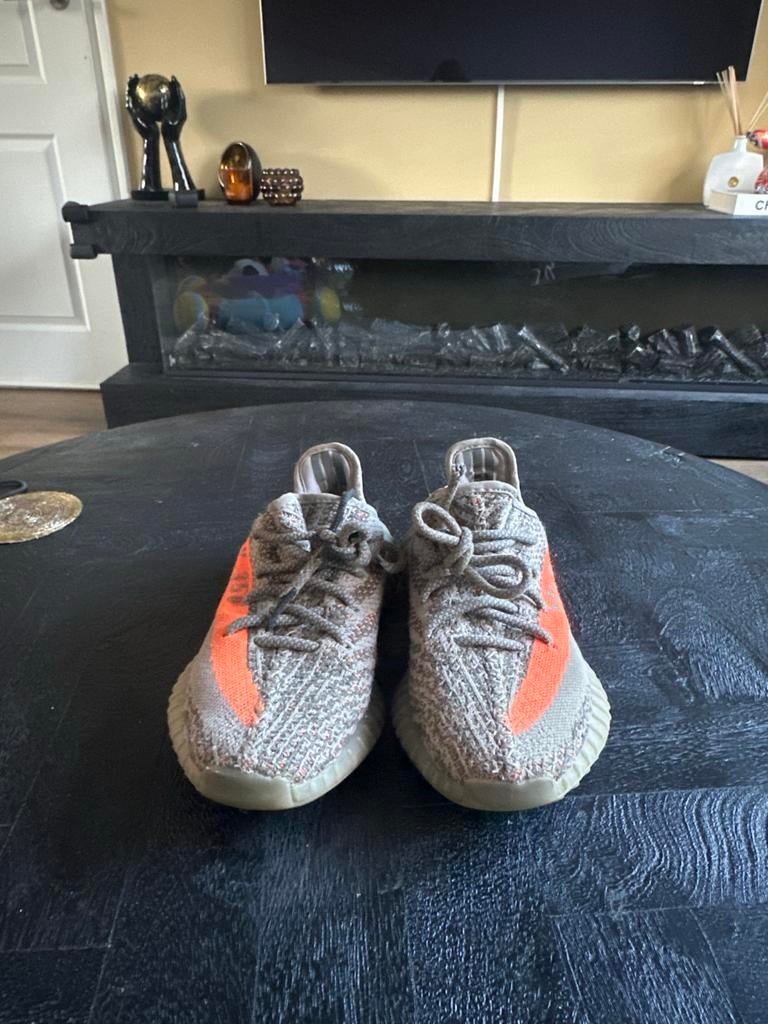 Adidas yeezy boost maat 37.5, Ophalen of Verzenden, Zwart, Sportschoenen