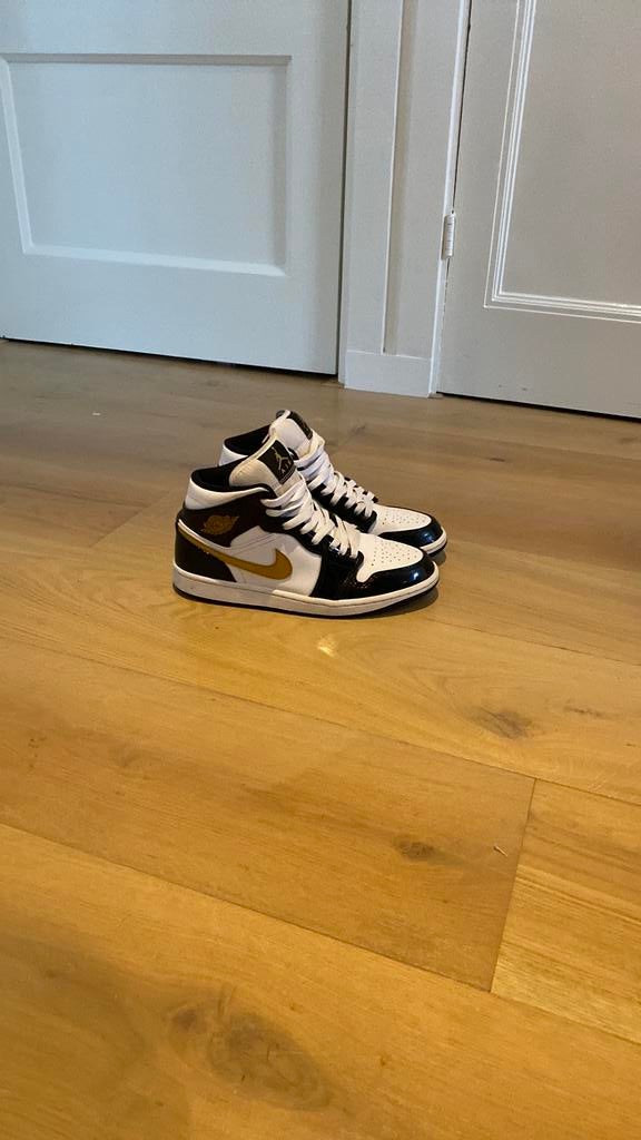 Jordan 1 high, Ophalen of Verzenden, Zo goed als nieuw, Overige kleuren