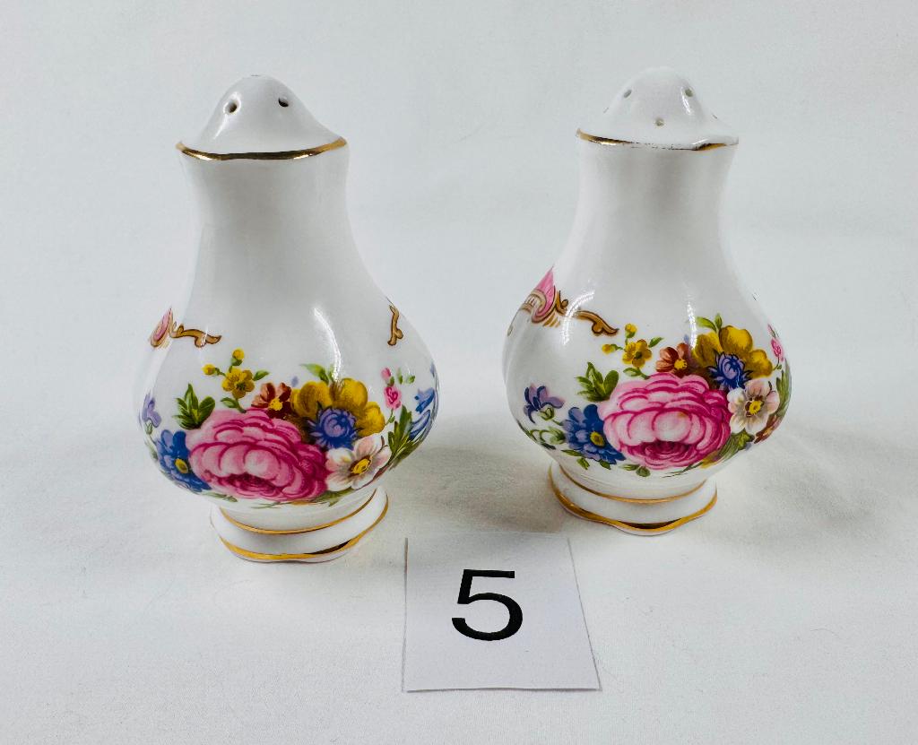Royal Albert Lady Carlyle Peper & Zoutstel Vintage, Verzamelen, Porselein, Kristal en Bestek, Zo goed als nieuw, Kop en/of schotel