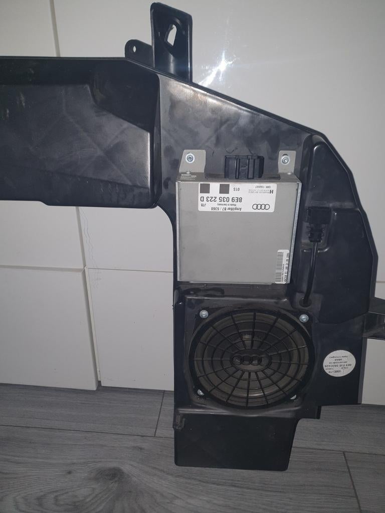 Golf Surround Boxen met Subwoofer, Ophalen of Verzenden, Gebruikt, Volkswagen
