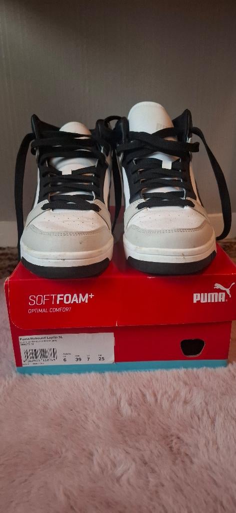 NEW COMFY PUMA SOFT FOAM SNEAKER, Ophalen of Verzenden, Nieuw, Zwart, Sneakers of Gympen