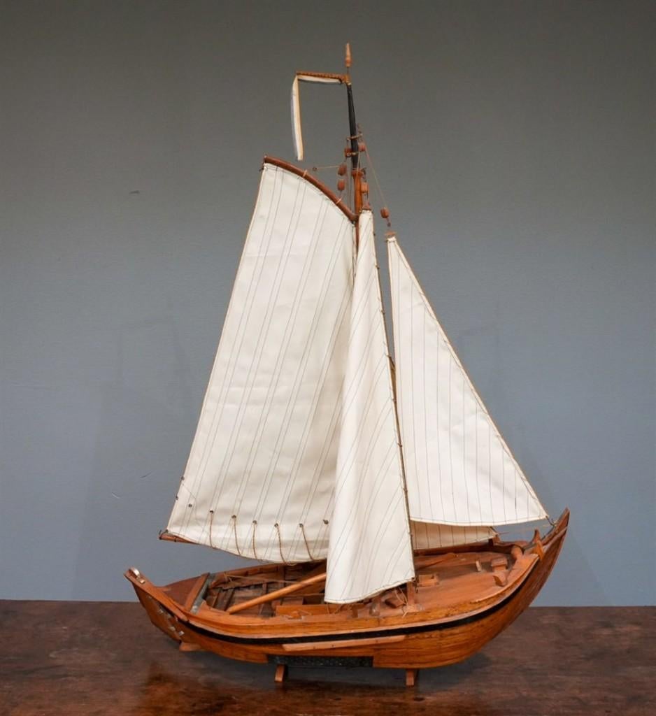 Bijzonder mooie ..maar letop grote.. houten botter 110 hoog., Hobby en Vrije tijd, Ophalen of Verzenden, Zo goed als nieuw