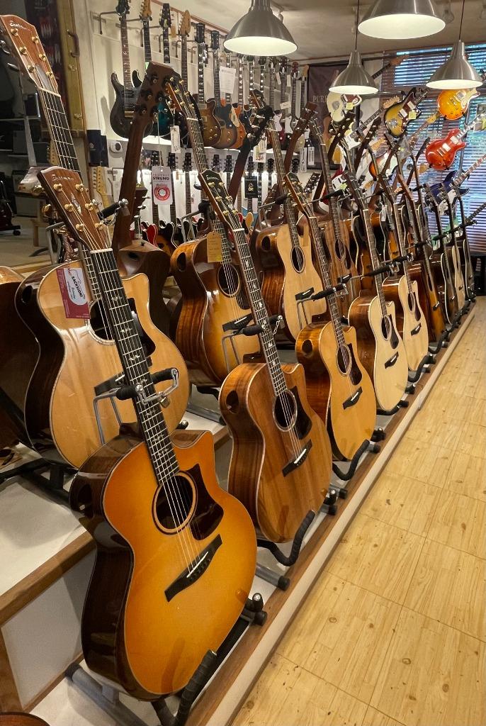 EASTMAN GITAREN BIJ SACKSIONI SINDS 2006 !, Muziek en Instrumenten, Snaarinstrumenten | Gitaren | Akoestisch, Ophalen, Nieuw, Western- of Steelstringgitaar