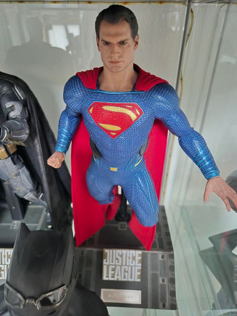 Hot toys superman justice league, Ophalen of Verzenden, Zo goed als nieuw