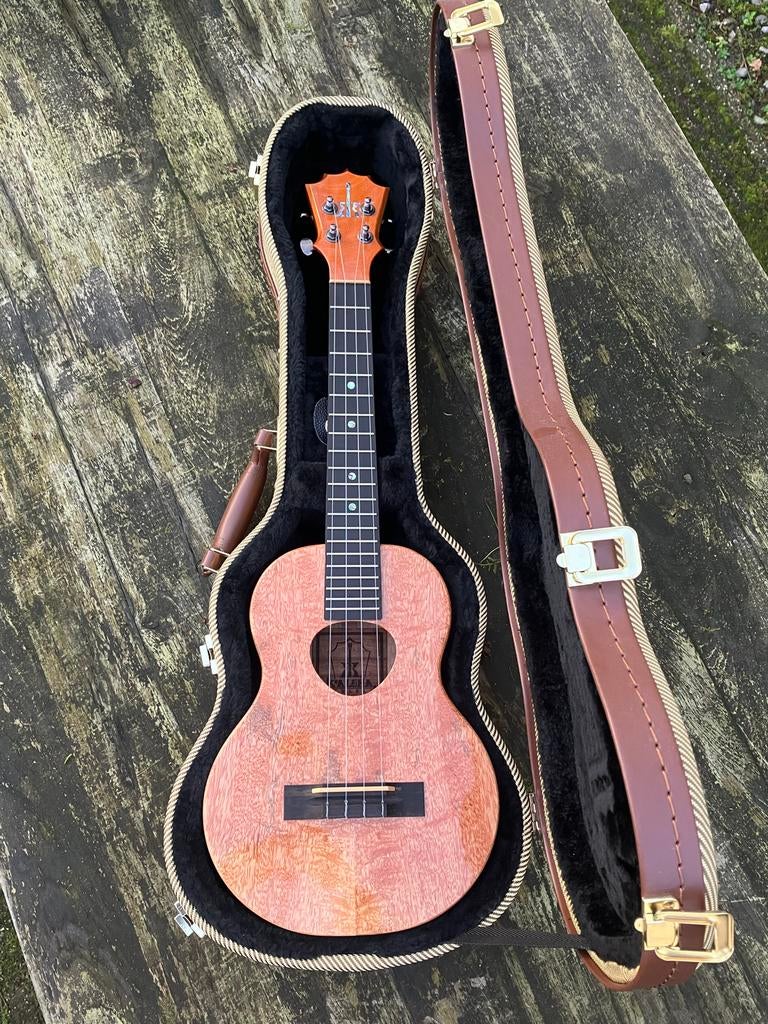 KoAloha KTM-00MG Tenor Ukelele -  Nieuwstaat!, Ophalen of Verzenden, Zo goed als nieuw, Ukelele