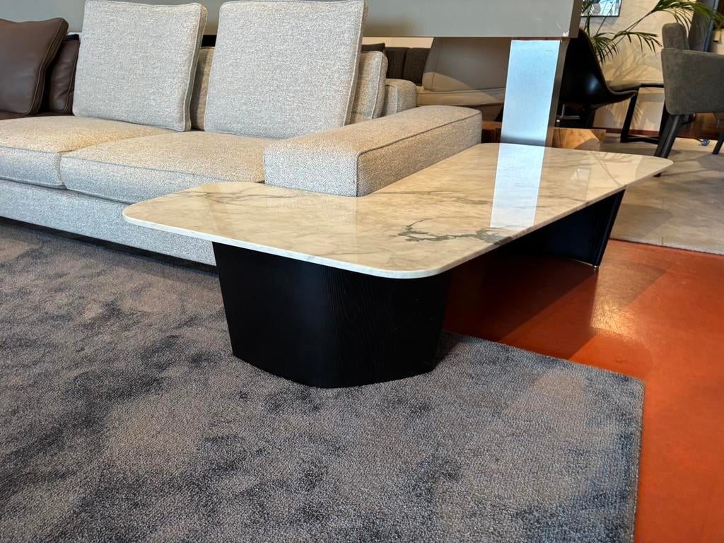 Minotti Song corner Console in duurste marmer calacatta Oro, Info@micheldethouars.nl, Minotti, 9723 CA, Ophalen of Verzenden