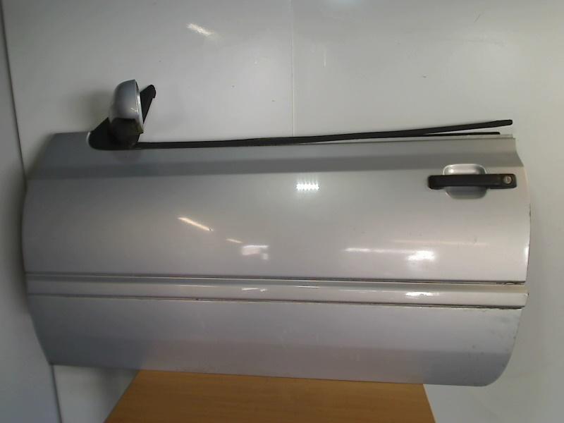 Portier Links Volkswagen Golf III Cabrio Restyling (1E7), Gebruikt, Volkswagen AG, Kundenbetreuung@volkswagen.de, Berliner Ring 2, Wolfsburg 38440, , Duitsland