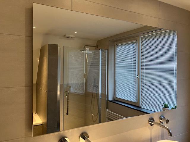 badkamer spiegel, Ophalen, 100 tot 150 cm, Overige typen, Zo goed als nieuw