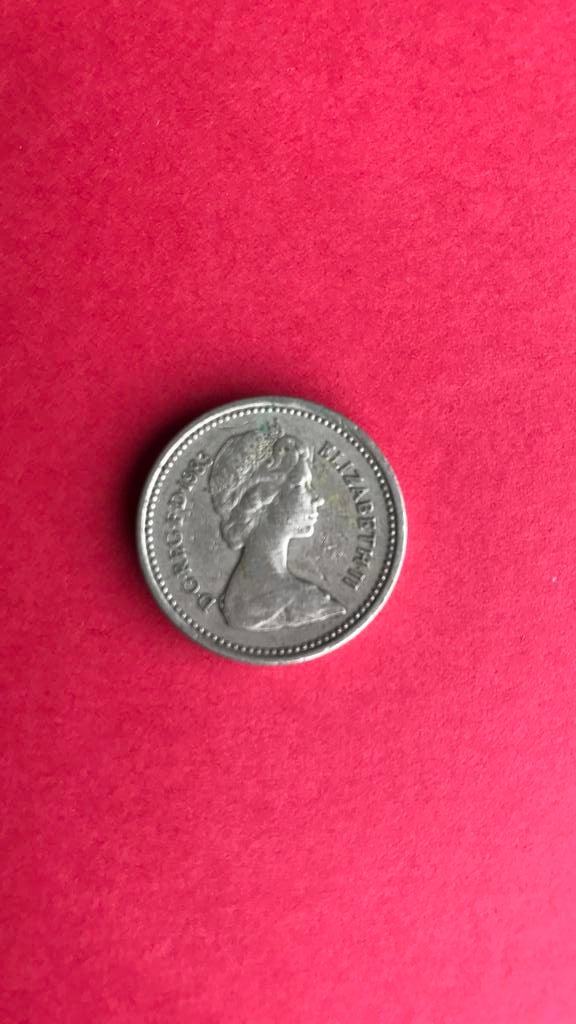 One pound Elizabeth II, Postzegels en Munten, Munten | Europa | Niet-Euromunten, Ophalen, Overige landen, Losse munt