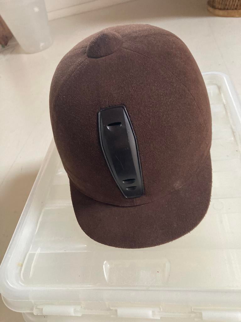 Paardrijcap maat 53, Dieren en Toebehoren, Paardrijkleding, Ophalen, Zo goed als nieuw, Cap