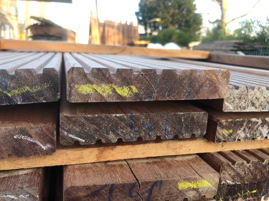 Vlonderplanken massaranduba anti slip klasse 1 hardhout, Ophalen, Nieuw, Hout