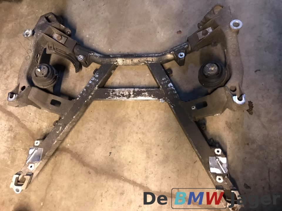 Subframe voorkant BMW E39 31106755072, Gebruikt, Ophalen of Verzenden, BMW, BMW