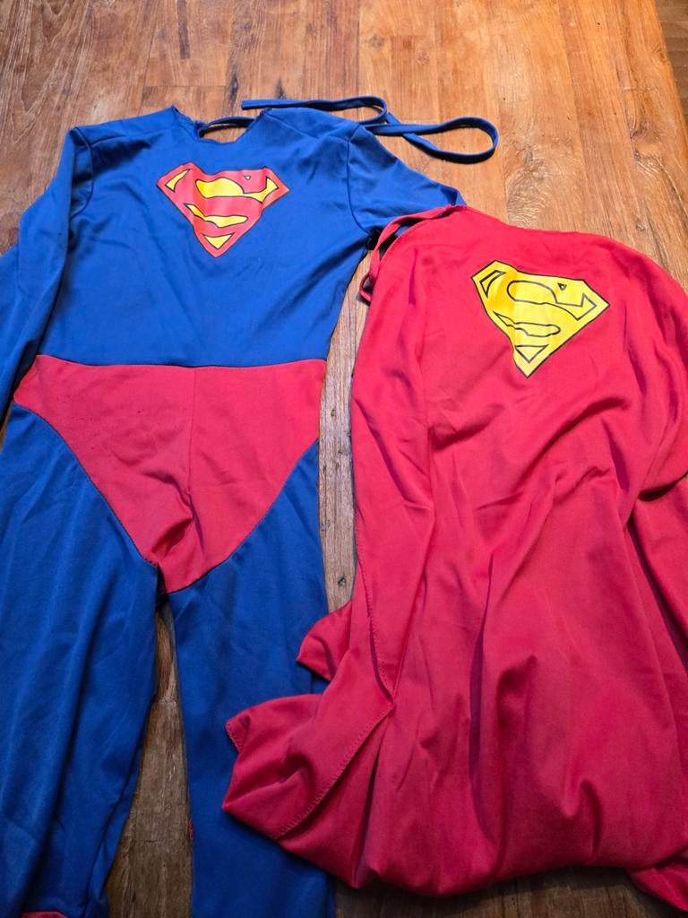 Superman Pak + Cape. Maat 116-122, Ophalen of Verzenden, Gebruikt, 110 t/m 116, Jongen of Meisje