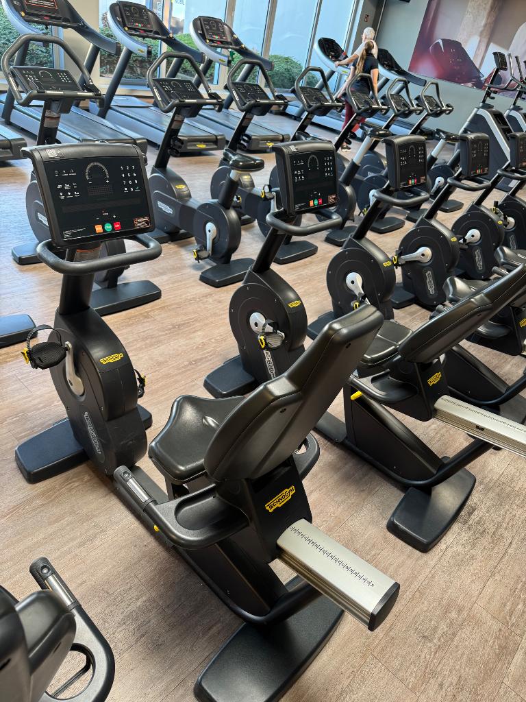 Foto 3 van Technogym Recline Bike Excite 1000 LED – Ligfiets