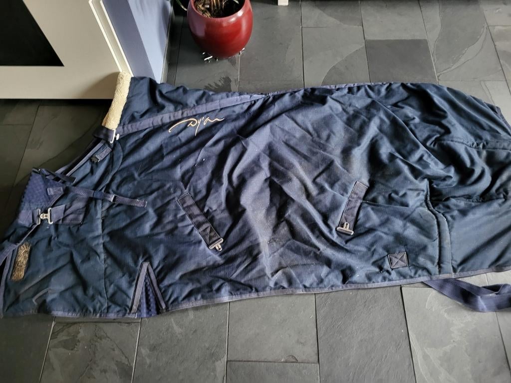 Staldeken 195/145 300 gram, Ophalen, Zo goed als nieuw