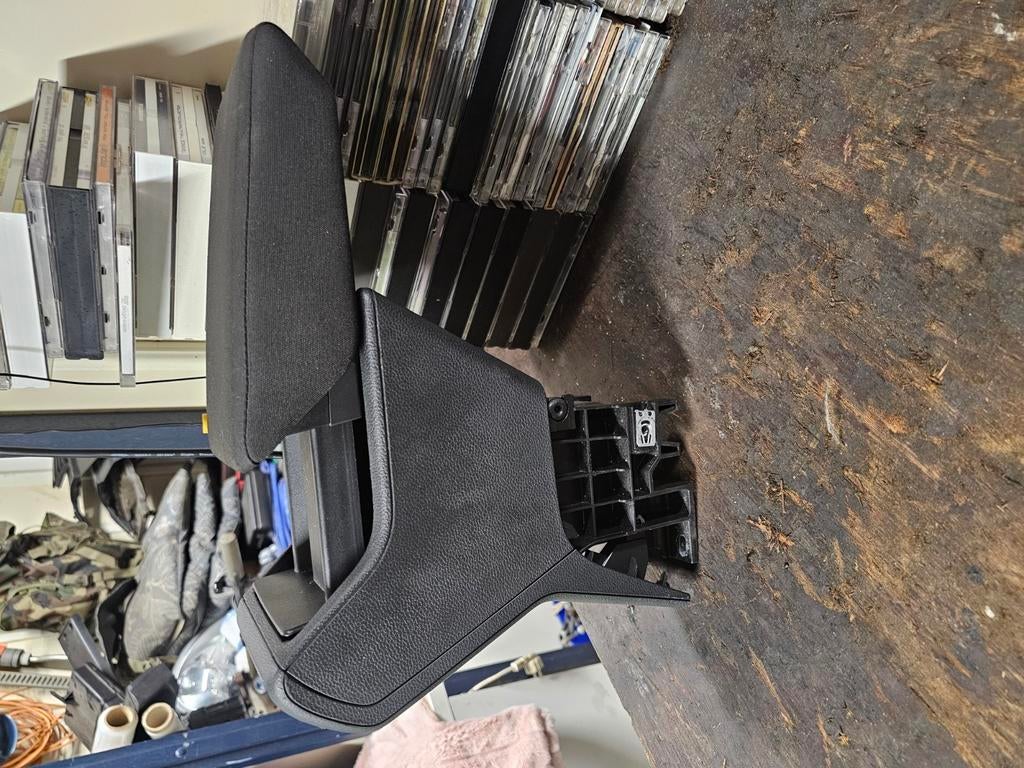 Originele armsteun seat ibiza arona polo taigo 2020, Ophalen, Gebruikt, Seat