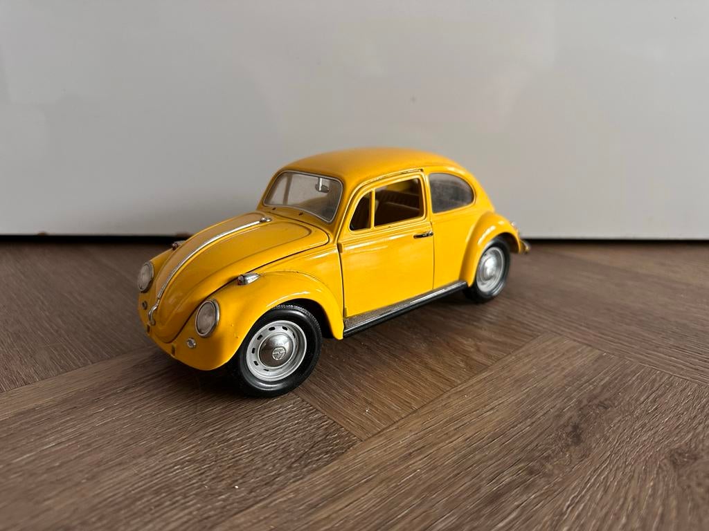 Volkswagen Kever 1967 - Road Toughts Modelauto, Overige merken, Auto, Groter dan 1:32, Ophalen of Verzenden